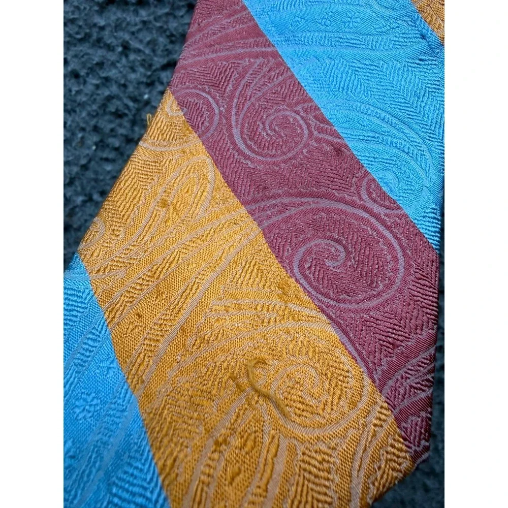 Givenchy Monsieur Striped Paisley Jacquard Silk Neck Tie Multicolor One Size
